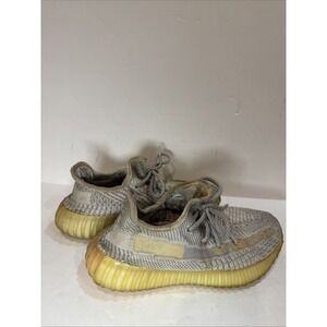 Adidas Yeezy Boost 350 V2 Light 2021 Men's Size 5.5 GY3438 In Fair Condition